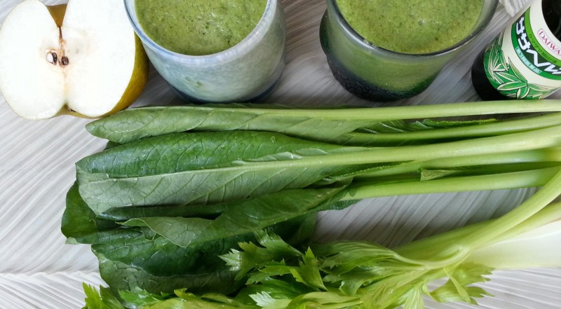 美肌を作る梨と小松菜のスムージー