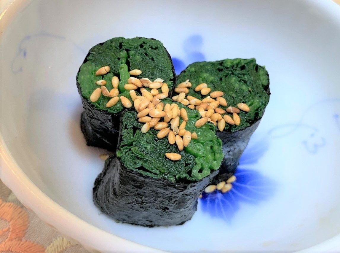 ほうれん草の海苔巻。
