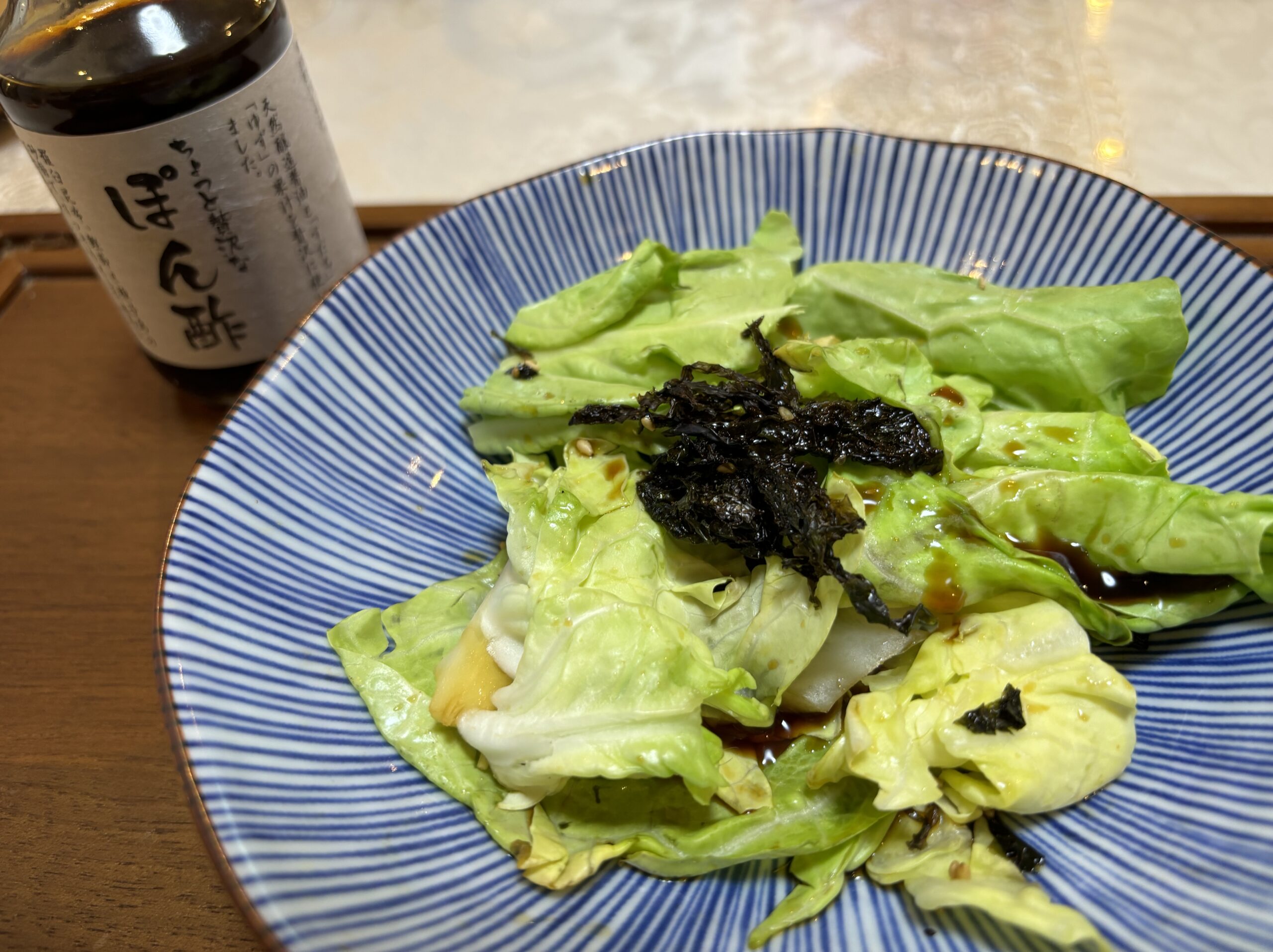 食べ過ぎた後は消化を助けるキャベツがおいしい♪